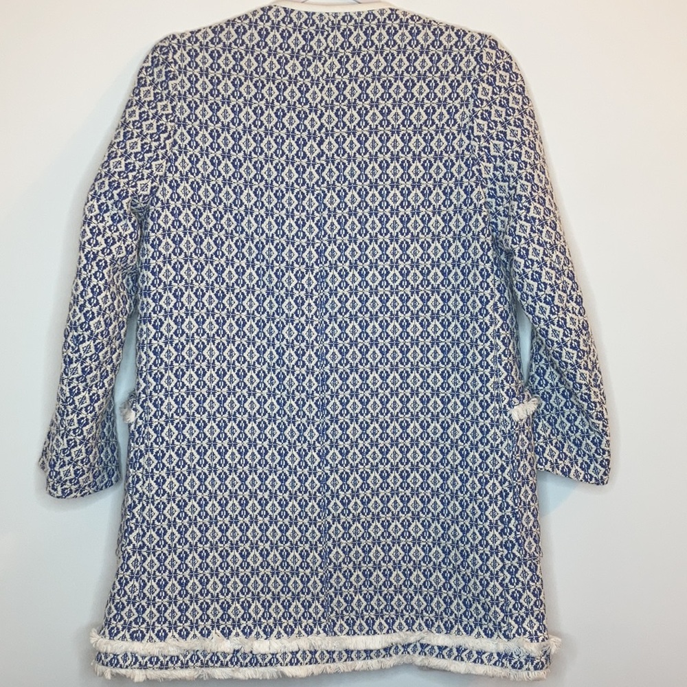 Zara Frayed Printed Blue and White Round-Neck Jacket with Front Pockets - Picture 7 of 8